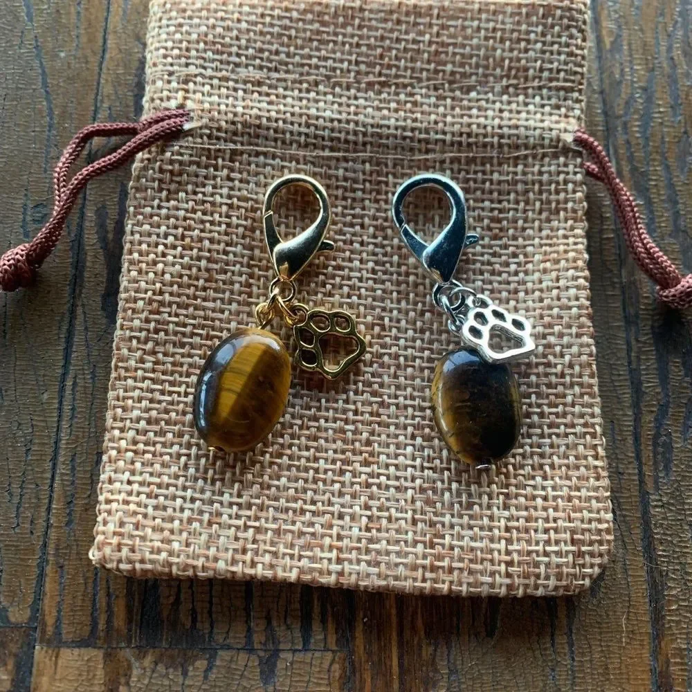 2/20$ Tigers Eye Crystal Pet Charm Pet Collar Charm Crystal Dog Collar